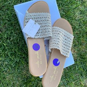 Slip On Woven Sandals Size 8 1/2